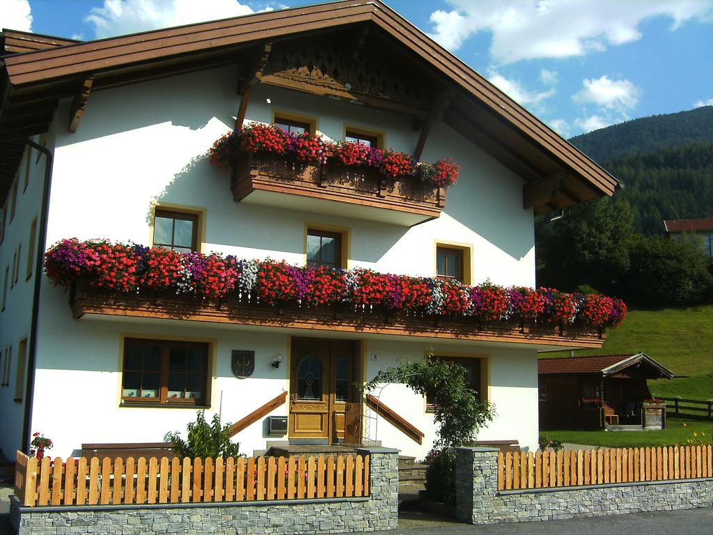 Ferienwohnungen Krismer Arzl im Pitztal Exterior photo